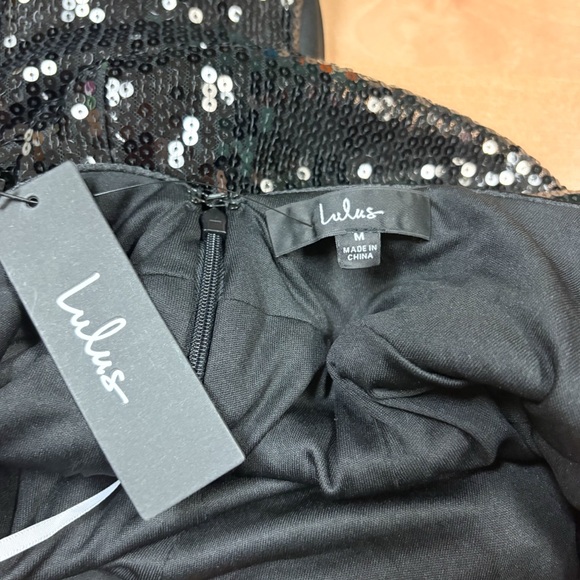 NWT Lulus Black Sequin Pretty Sensational Rosette Halter Maxi Dress Womens M - Picture 7 of 8